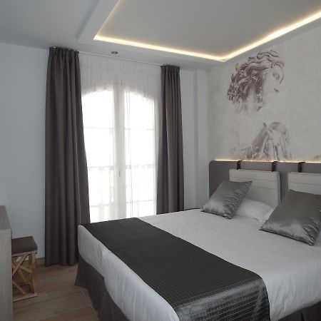 Hostal Boutique Dona Carmen - Adults Recommended Нерха Екстериор снимка